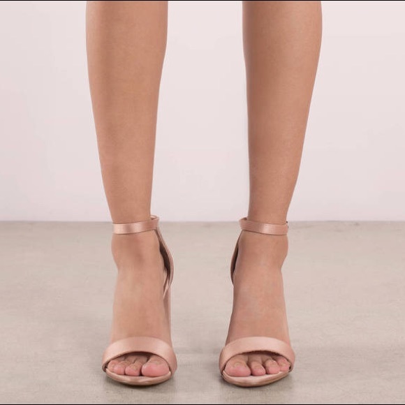 Debshops Shoes - NEW! Debshops Satin Sandals